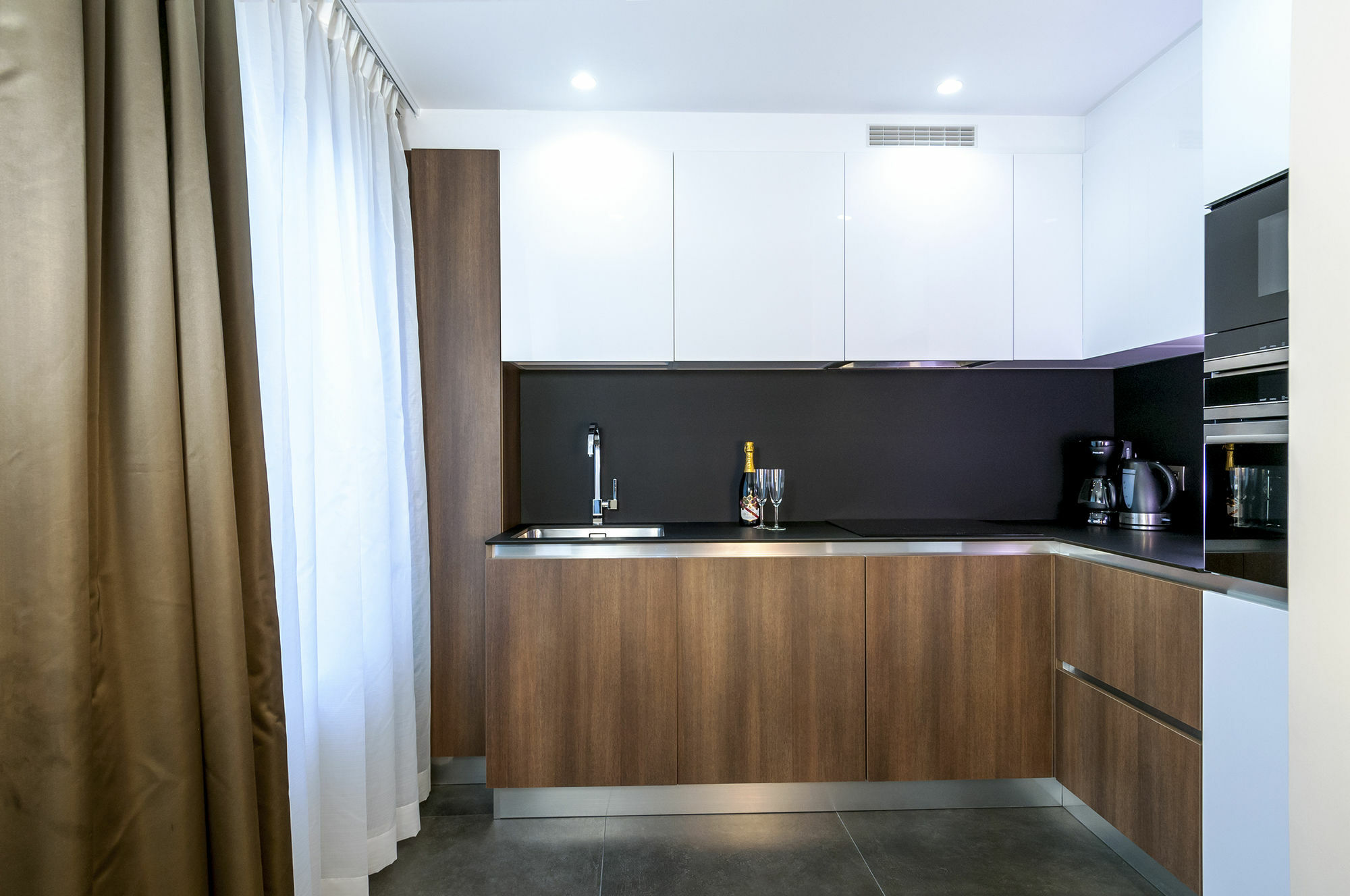 Aparthotel Residence Agenda Saint-Gilles Экстерьер фото